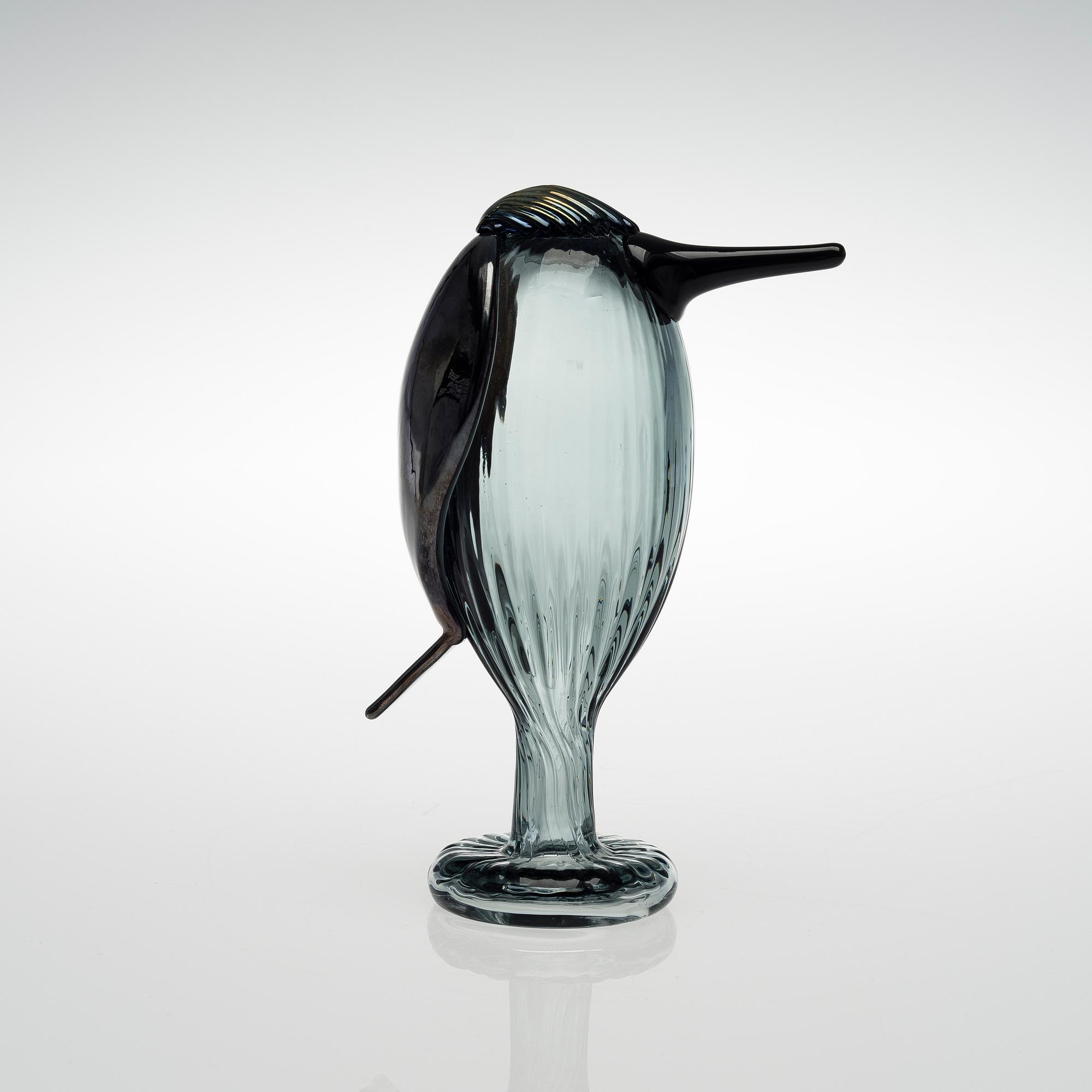 OIVA TOIKKA, BIRD. Waiter. Sign O. Toikka Nuutajärvi.