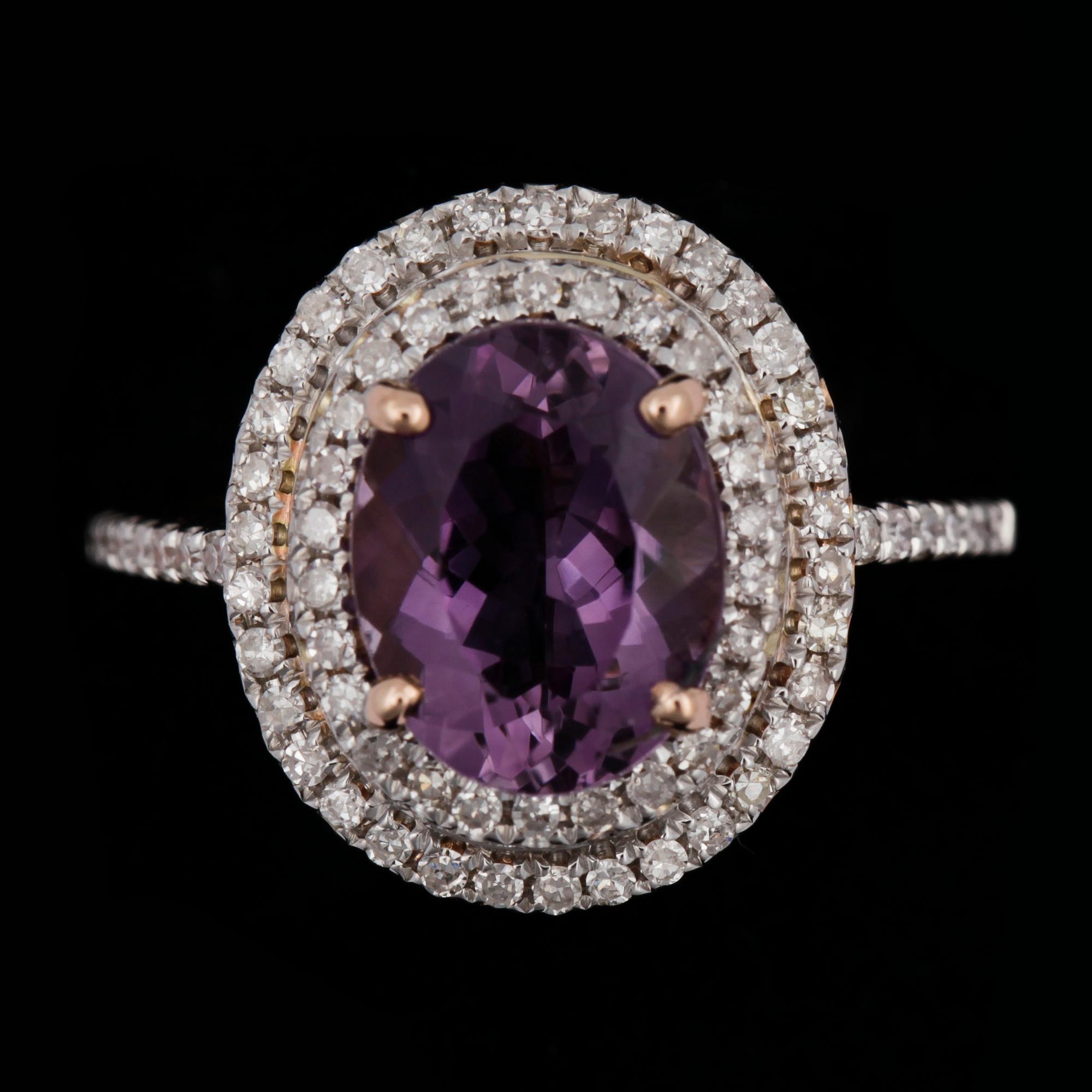 RING, 14k roseguld med ametist ca10x8x6mm, ca3,95 ct och åttkantsslipade diamanter tot ca0,53ct. Vikt 5,2g.