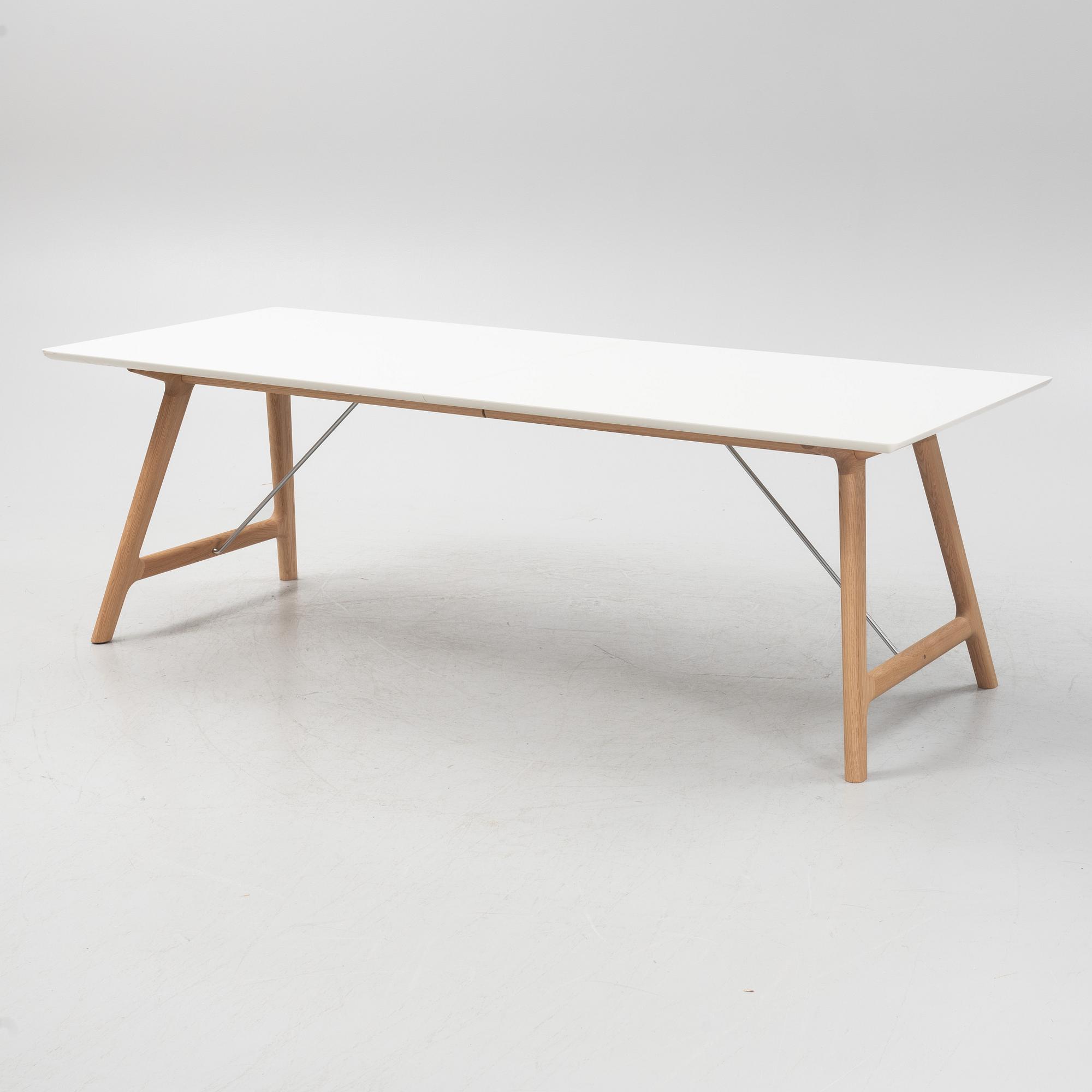 Ditlev Karsten. a T7 dining table from Andersen, Denmark.