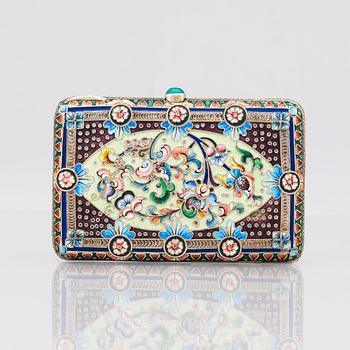 Cigarettetui, silver och cloisonnéemalj, Bril & Girshman, Moskva 1908-1917.