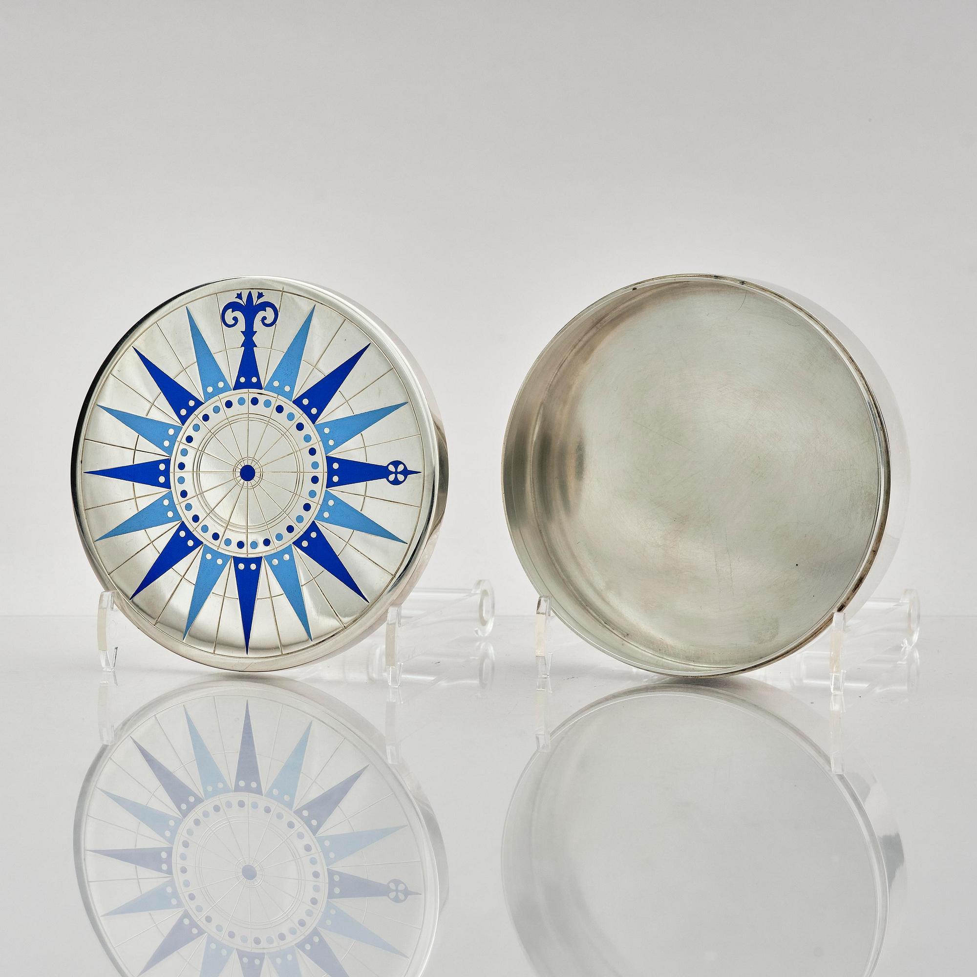 A Danish sterling silver box with lid, designed by Erik Herløw, company Anton Michelsen, Copenhagen ca 1950s.