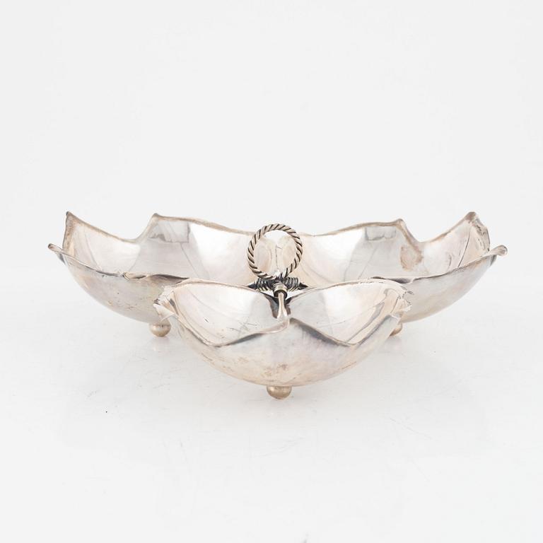 Alfredo Sciarrotta, skål, sterlingsilver, Black, Starr and Gorham, USA, omkring 1900-talets mitt.