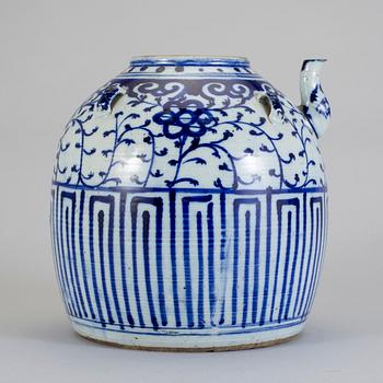 KANNA, porslin, Kina, 1800-tal.