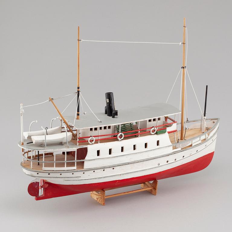 A boat model, second half of the 20th century.