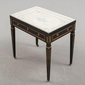 An early 20th century table.