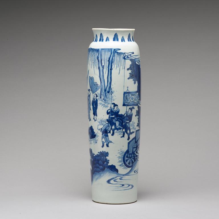 A blue and white Transitional "Rolwagen" vase, 17th Century.