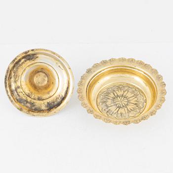 A bowl with cover, gilded silver 800, Turkey, first half of the 20th Century.
