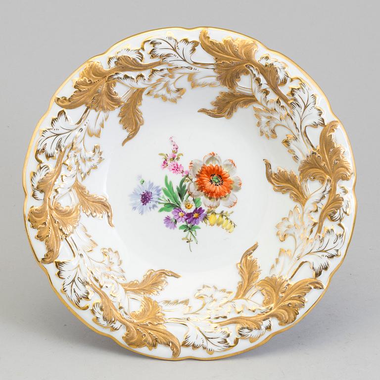 a porcelain Meissen bowl from the 20th century.