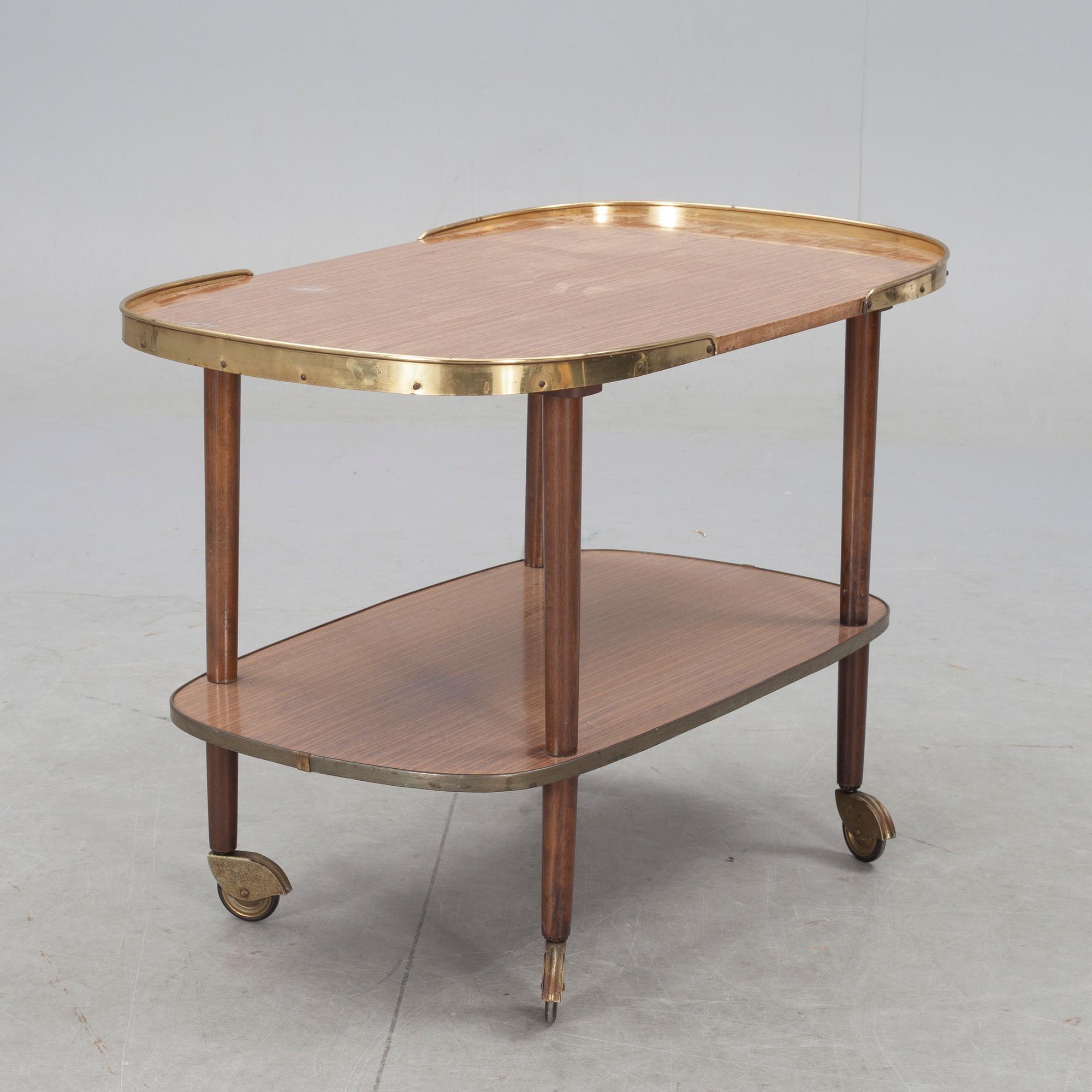 SERVERINGSVAGN, 1900-talets mitt/andra hälft.