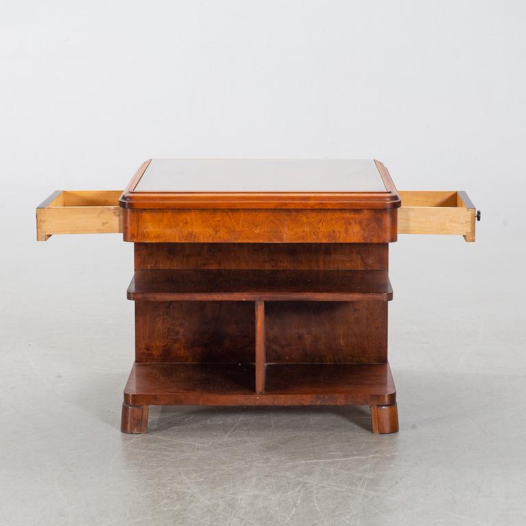 TABLE, art déco, first half of the 20th century.