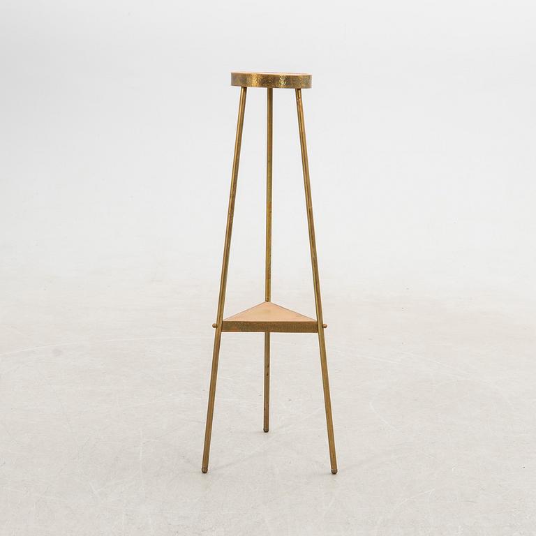 Pedestal early 20th century.