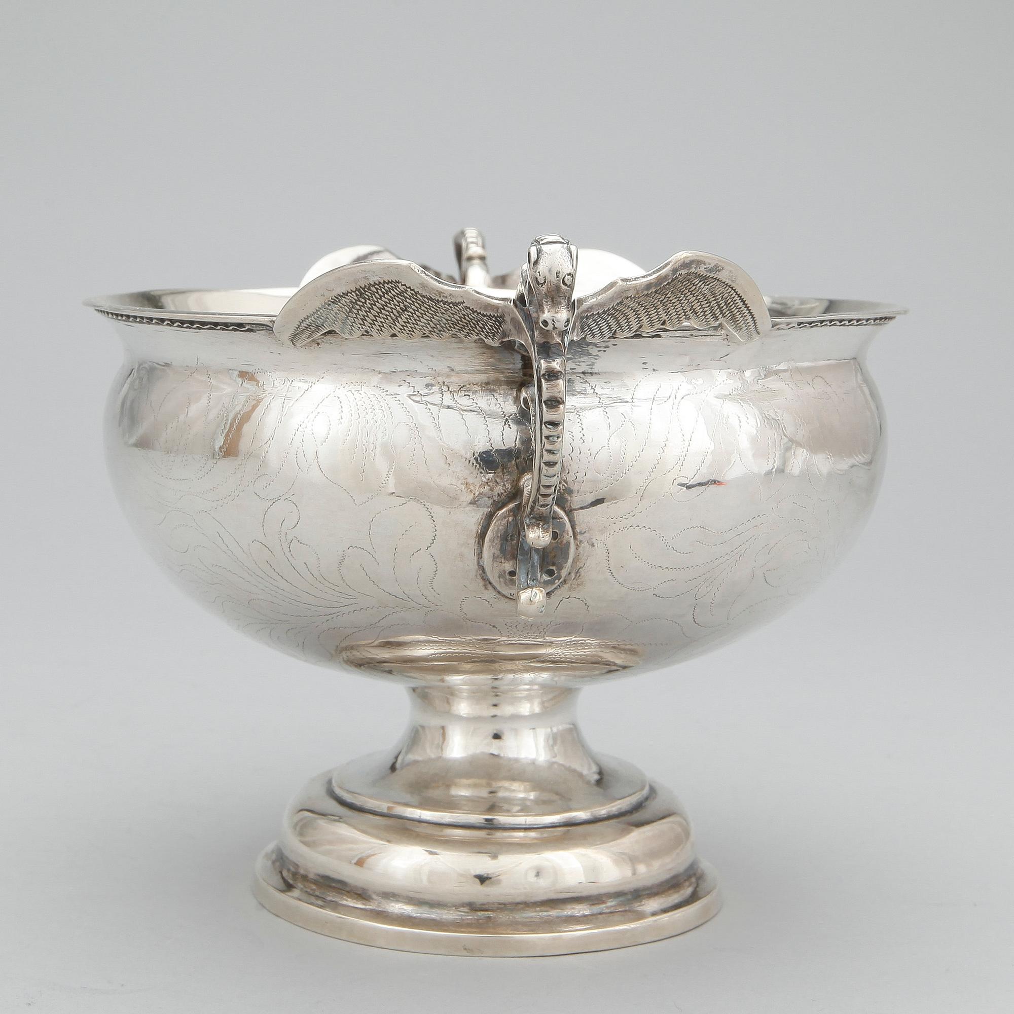 BRÄNNVINSSKÅL, silver, Christoffer Bauman, Hudiksvall, 1780. Vikt ca 318g.