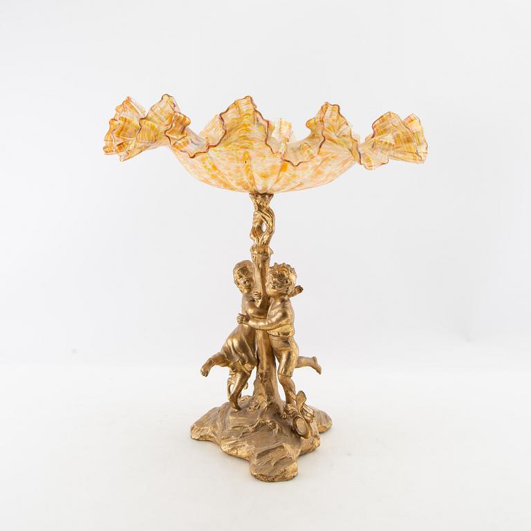 Goblet on foot, early 20th century.