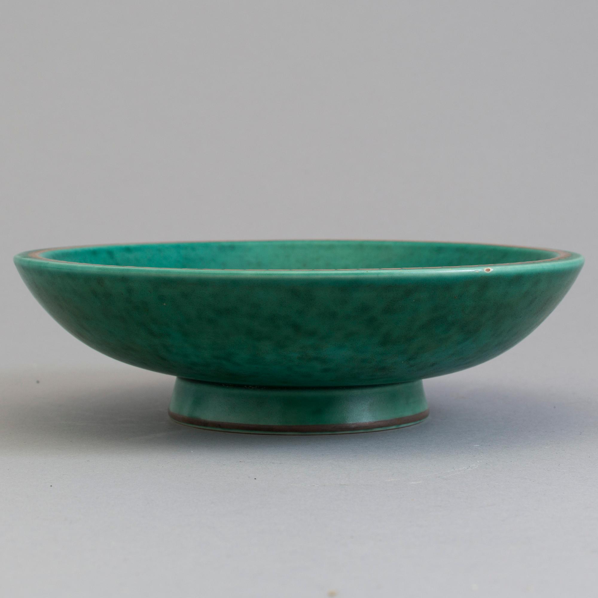 WILHELM KÅGE, skål, stengods, "Argenta", Gustavsberg, 1900-talets andra hälft.