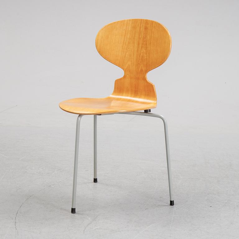 Arne Jacobsen, stol, "Myran", Fritz Hansen, Danmark, tidigt 1950-tal.