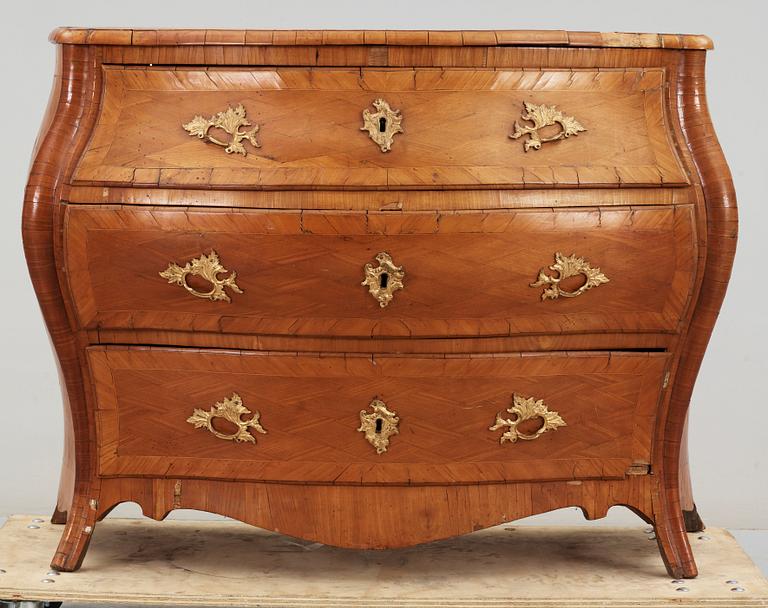 BYRÅ, rokoko, 1700-talets andra hälft.