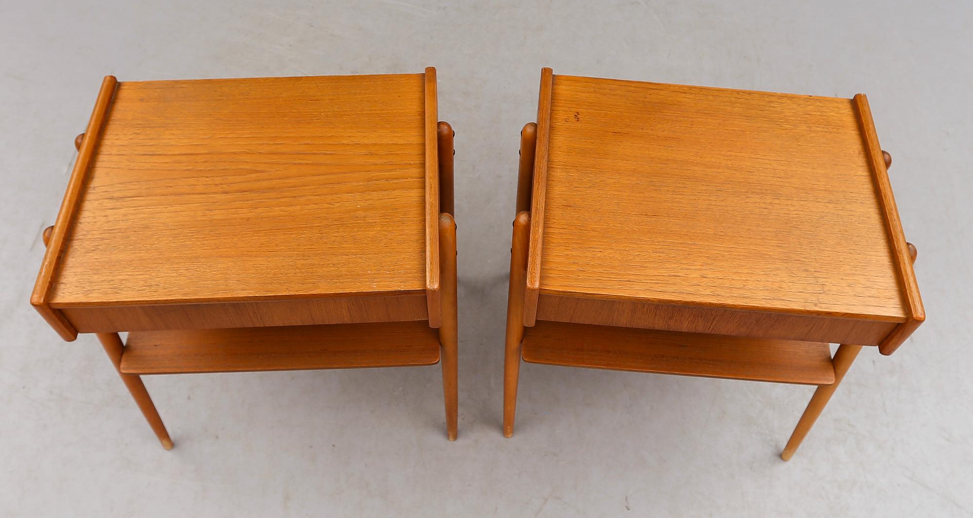 SÄNGBORD, 1 par, Carlström & Co Möbelfabrik, 1900-talets mitt.