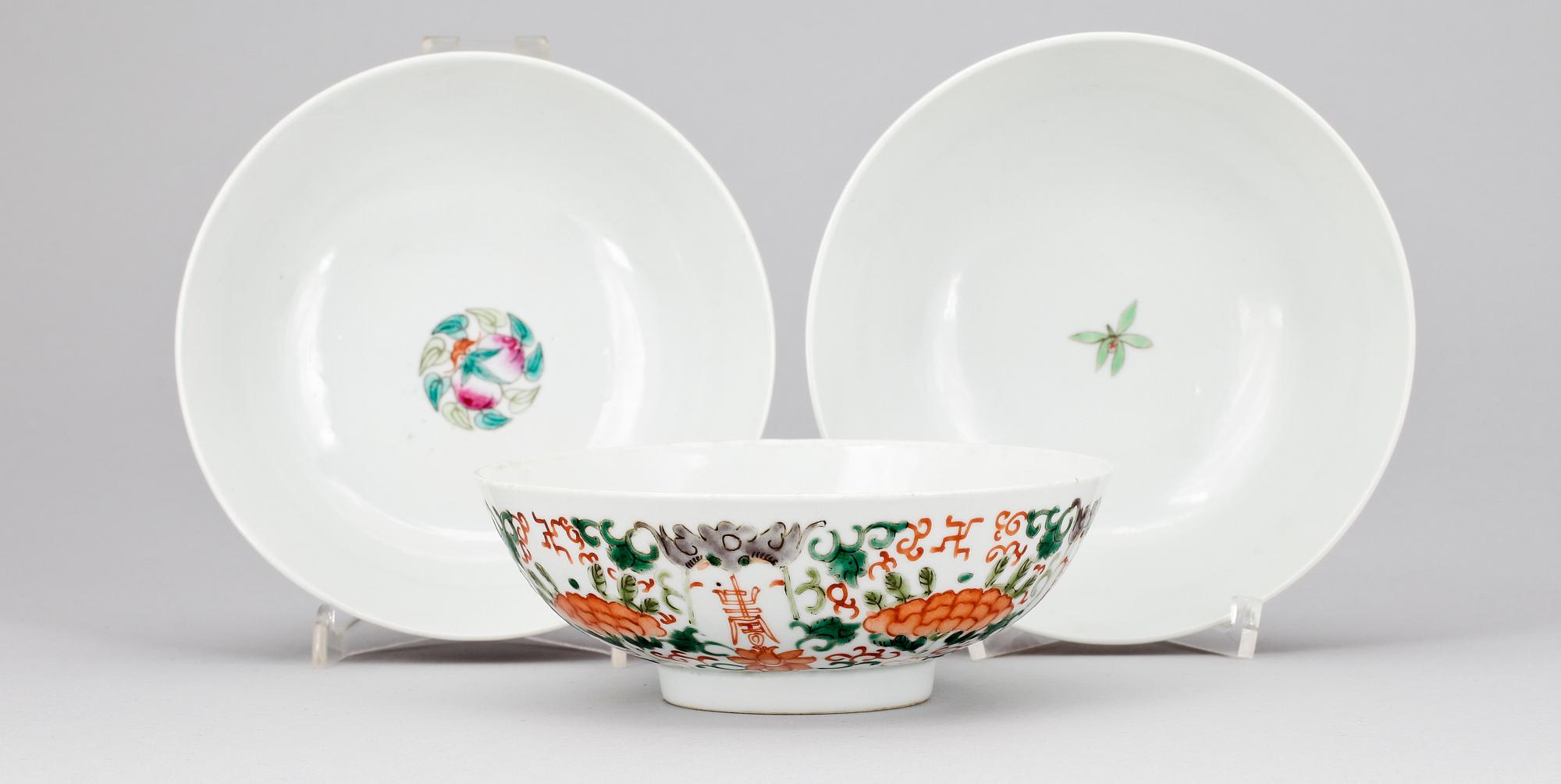 SKÅLAR, 3 st, porslin, Kina, omkring år 1900.