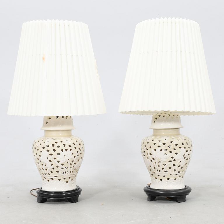 Table lamps, 1 pair, Bergboms for Dux, late 20th century, porcelain.