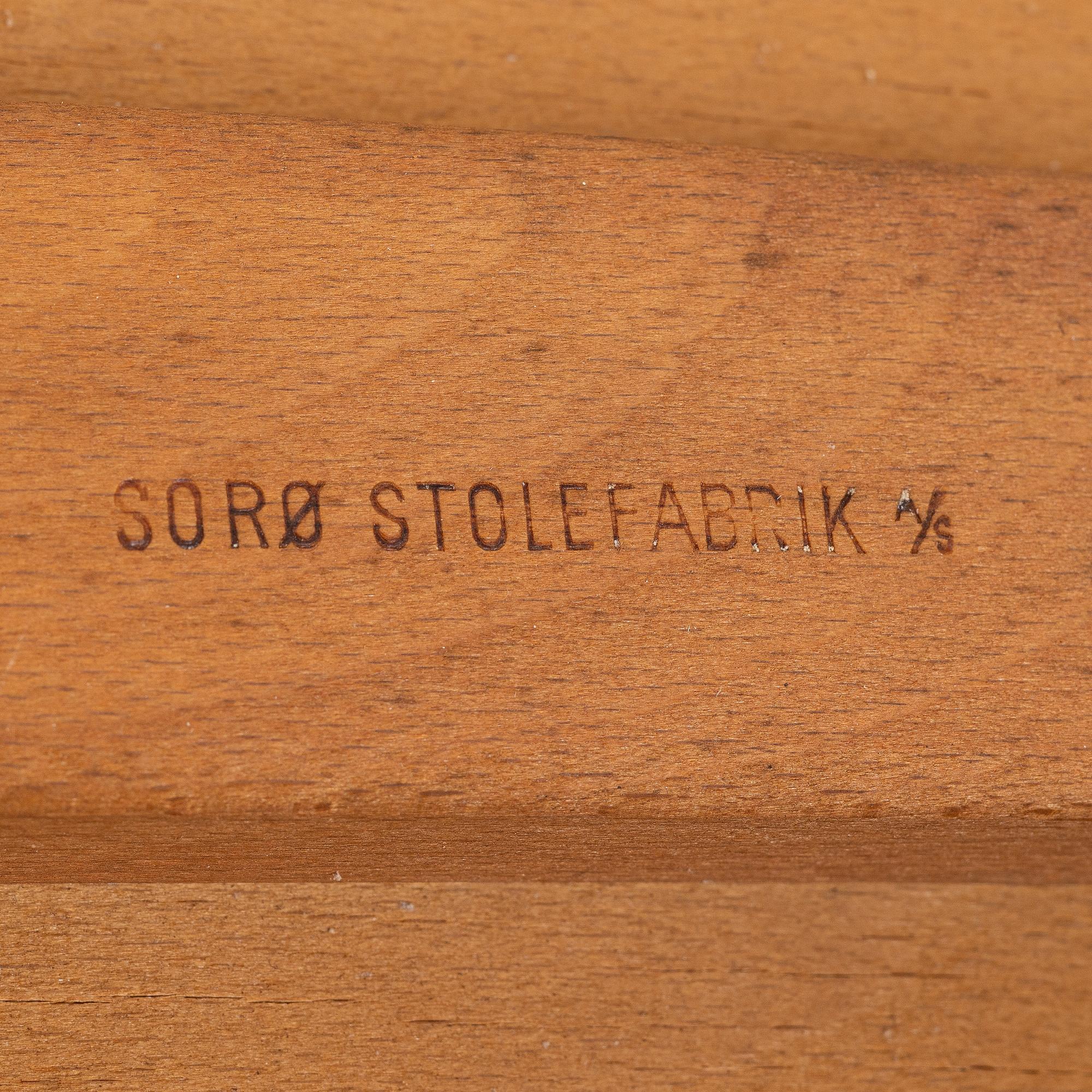Stolar, 4 st, Sorø Stolefabrik, Danmark, 1900-talets andra hälft.