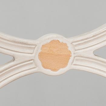 Eight late 20th century Gustavian style chairs.