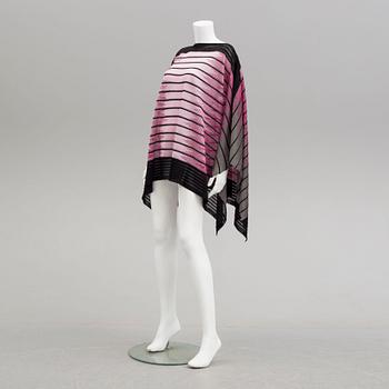 PONCHO, Missoni.