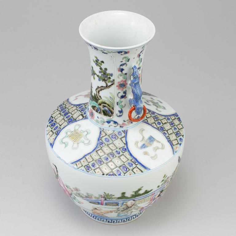 A chinese 20th century famille rose vase, republic style, with Qianlong six character mark.