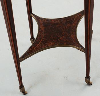 A Gustavian late 18th Century table in the manner of A. Lundelius.