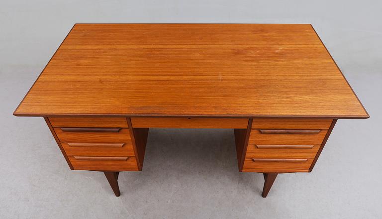 SKRIVBORD, 1900-talets andra hälft.