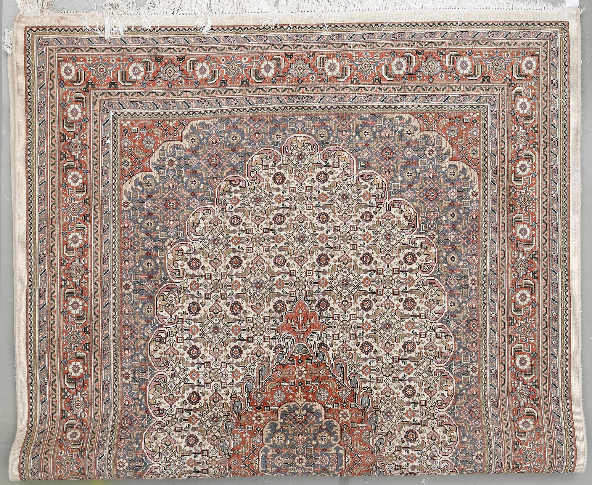 MATTA, orientalisk. Ca 196x300 cm.