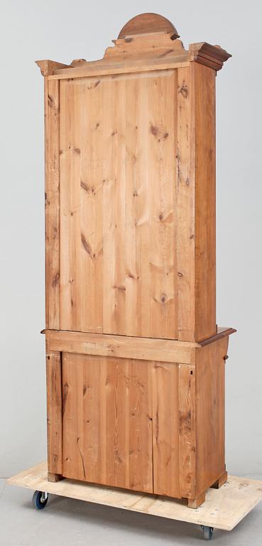 BOKSKÅP, nyrenässans, runt år 1900.