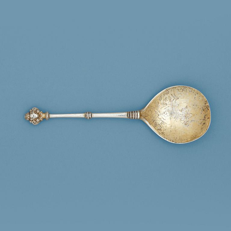 A Scandinavian 17th century parcel gilt spoon, unmarked.