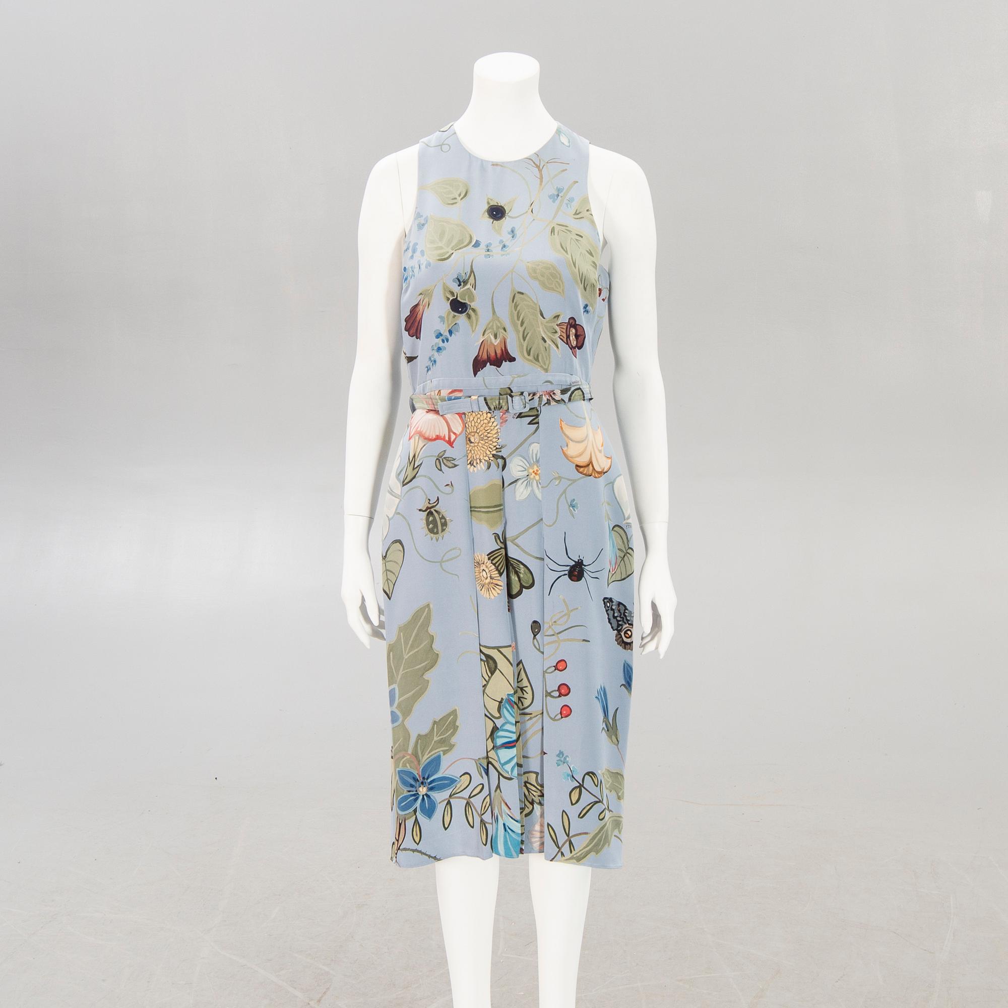 A Gucci/Frida Giannini silk dress size 42.