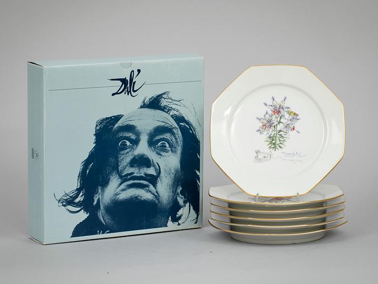 PRYDNADSTALLRIKAR, 12 st, porslin, Salvador Dali för Royal Copenhagen, 1981.