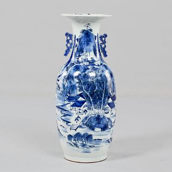 VAS, porslin, Kina, 1800-tal.