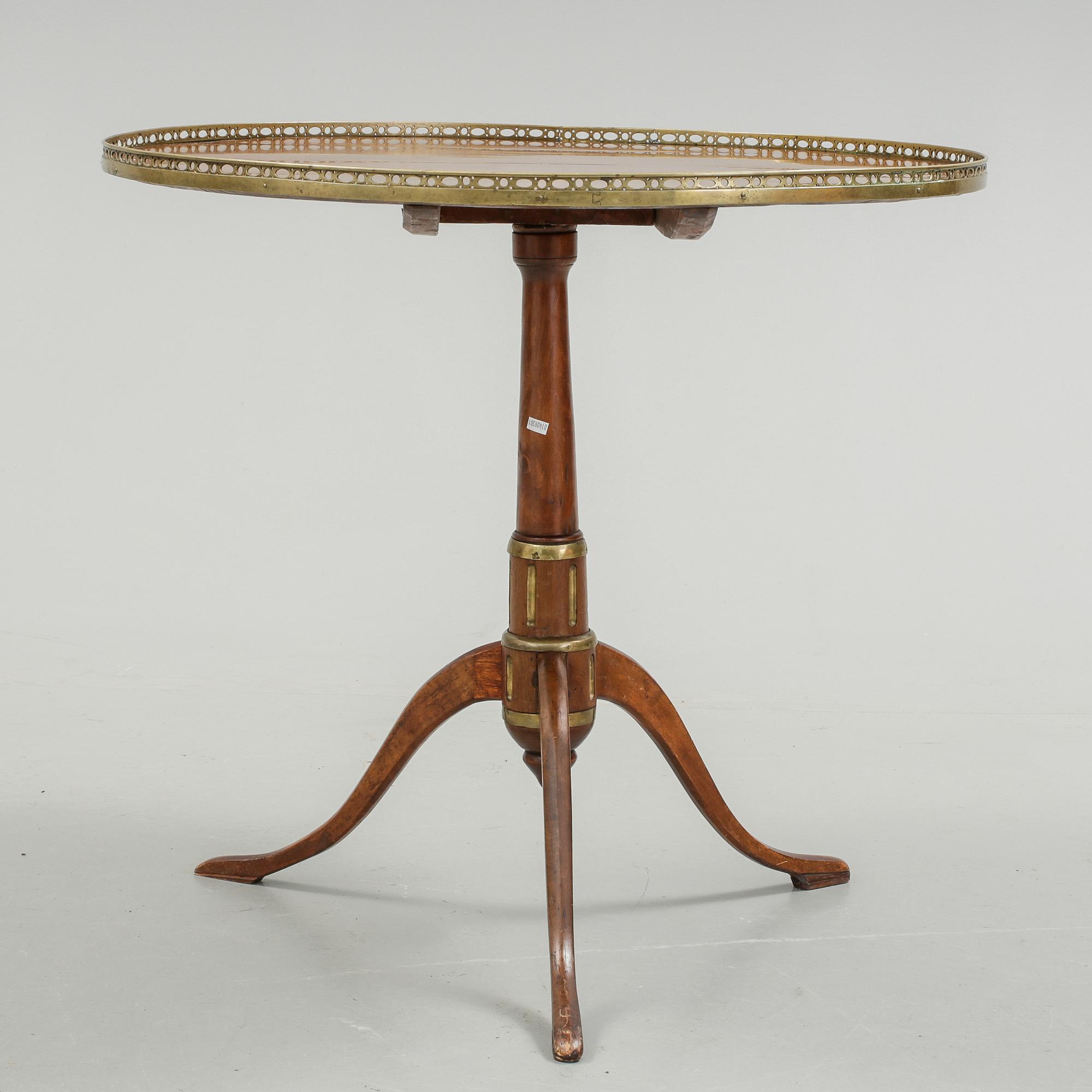 FÄLLBORD, 1800-tal.
