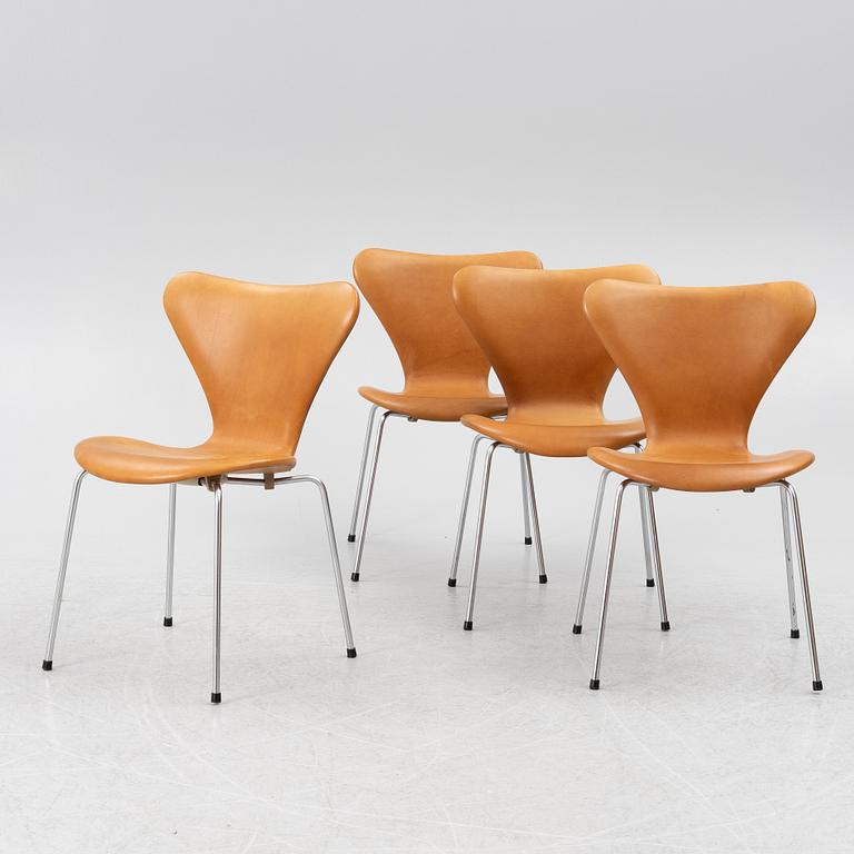Arne Jacobsen, stolar 4 st, "Sjuan", Fritz Hansen.