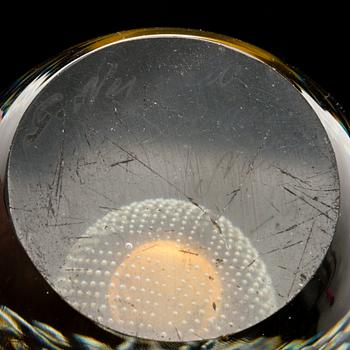 GUNNEL NYMAN, A glass vase signed G. Nyman Nuutajärvi Notsjö -52.