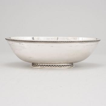 A Swedish silver bowl, mark of Eric Råström, Stockholm 1957.