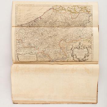 Atlas with 32 engraved maps.