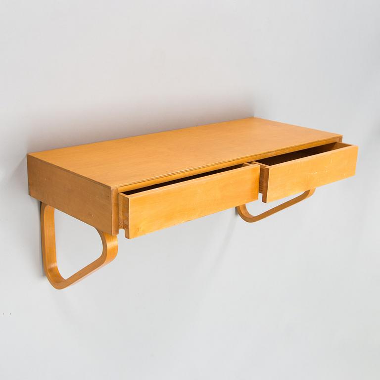Alvar Aalto, a mid-20th-century console / shelf 114 for O.Y. Huonekalu- ja Rakennustyötehdas A.B.
