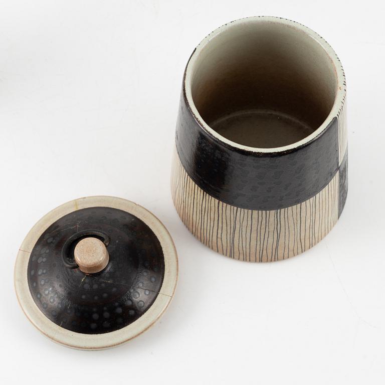 Carl-Harry Stålhane & Aune Laukkanen, a vase, a jug and a box with cover, 'Torro'-faience, Rörstrand.