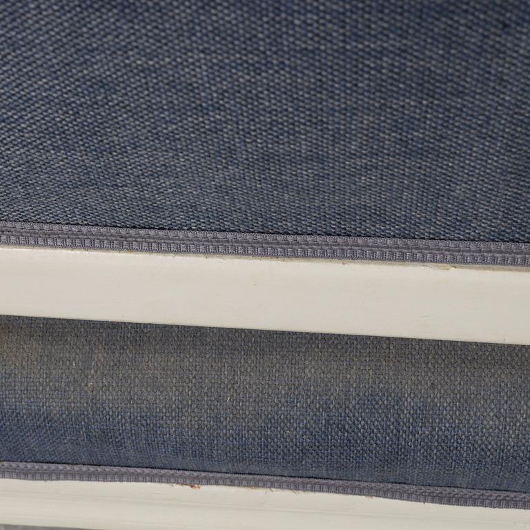 Armchairs, a pair, Gustavian style, circa 1900.