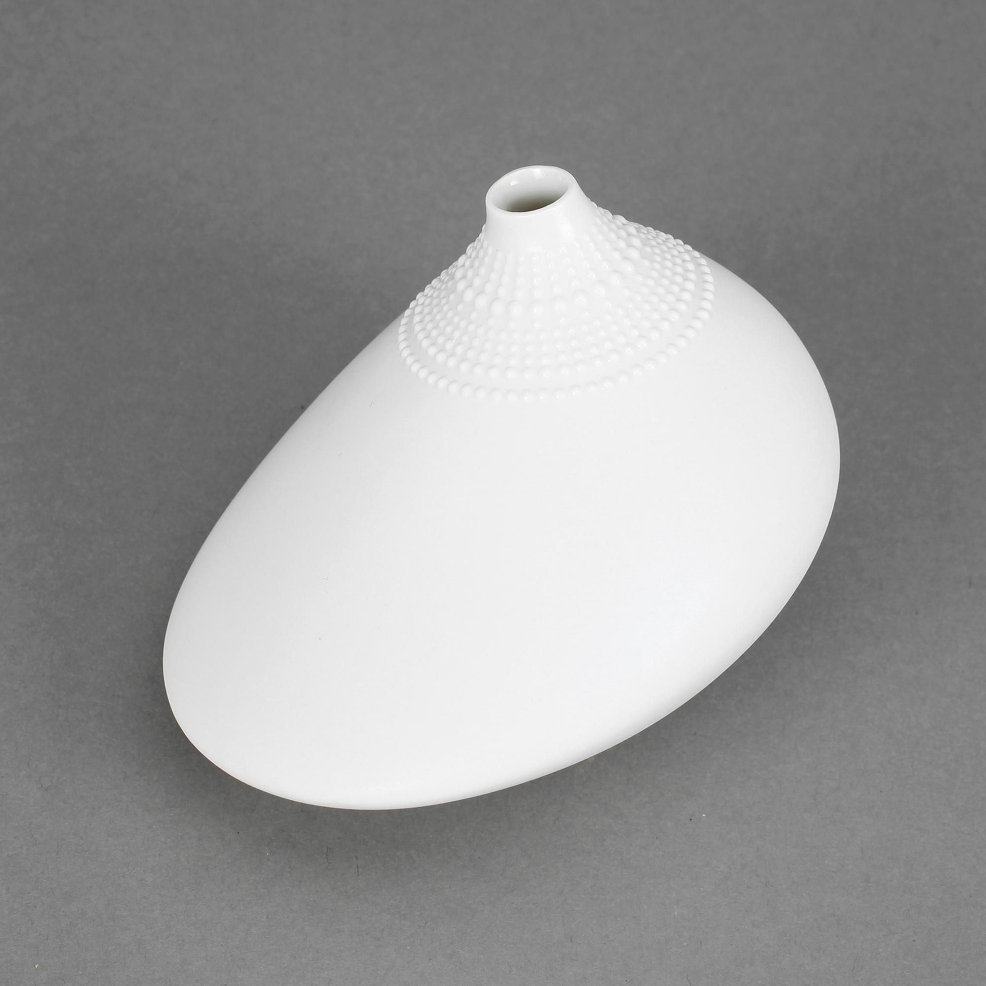 VAS, porslin "Pollo", design Tapio Wirkkala, Studio-Line Rosenthal.