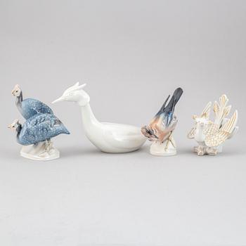 RÖRSTRAND, Gunnar Nylund and others, a set of four porcelain figurines of birds, Sweden.