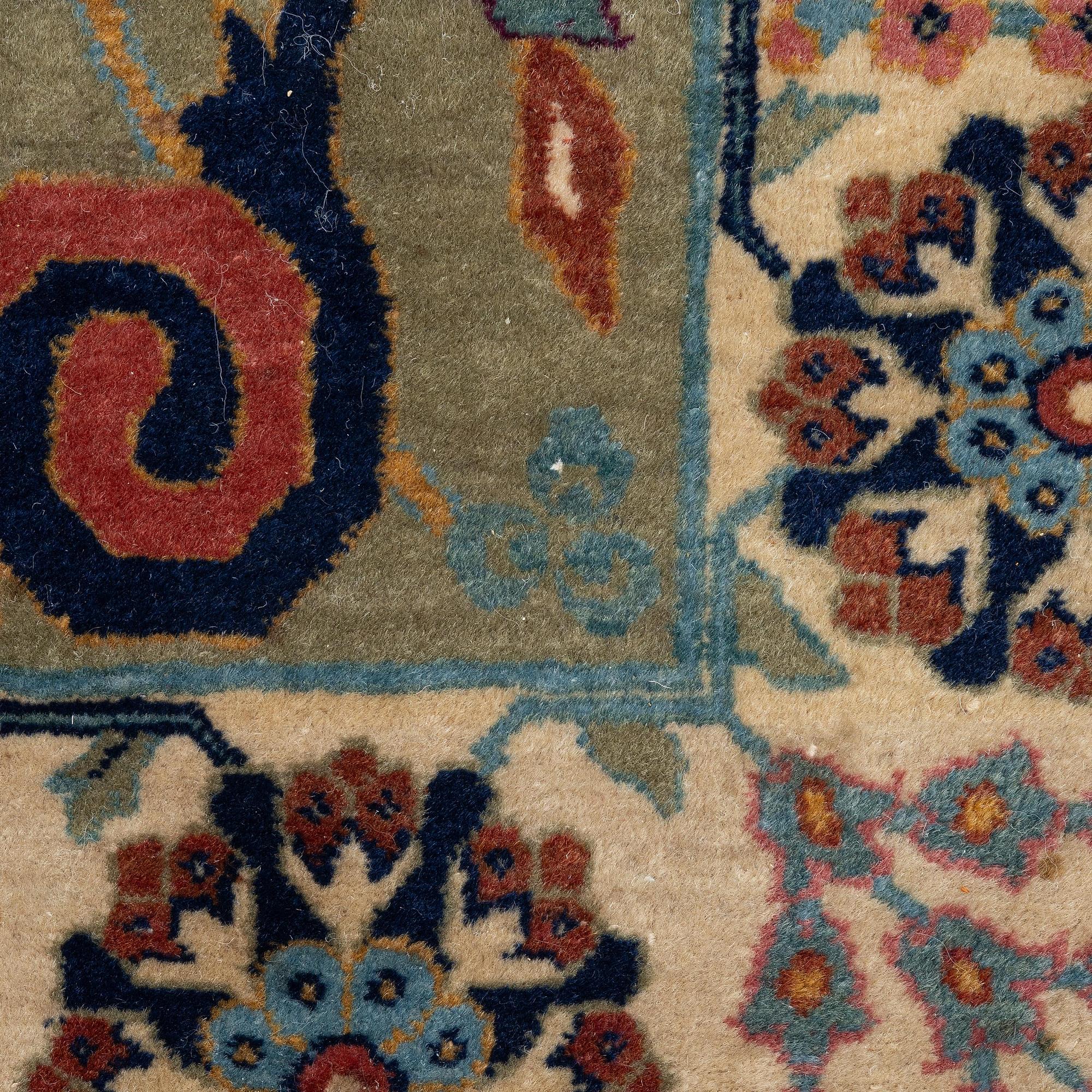 Matta, antik "PETAG" Täbris, Norvästra Iran, signerad, ca 386 x 295 cm.