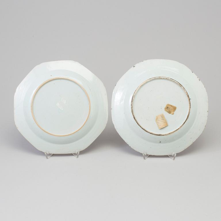 Two purpur camaieu dishes, Qing dynasty, Qianlong (1736-95).