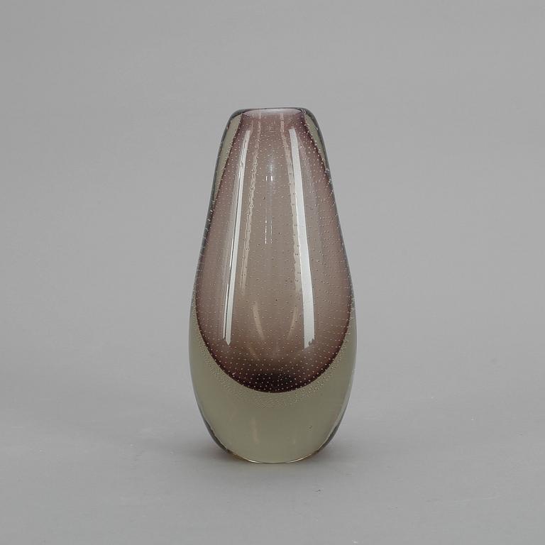 VAS, glas, Gunnel Nyman, Nuutajärvi Notsjö, daterad 1947.