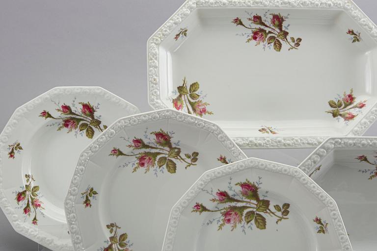 A 80 pieces porcelain Rosenthal "Maria / Classic Rose Collection" dinner service.