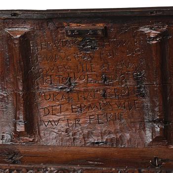 A casket and lid, C14 dated, second half of the 17th century.